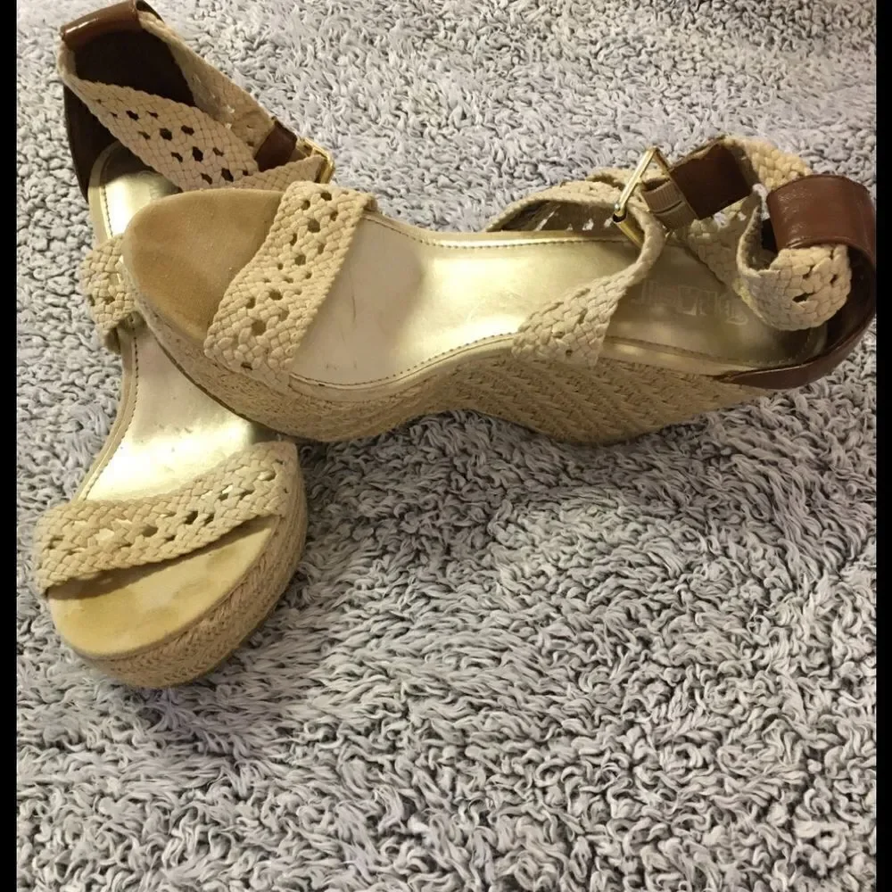 Tropical Boho Wedge Sz 10